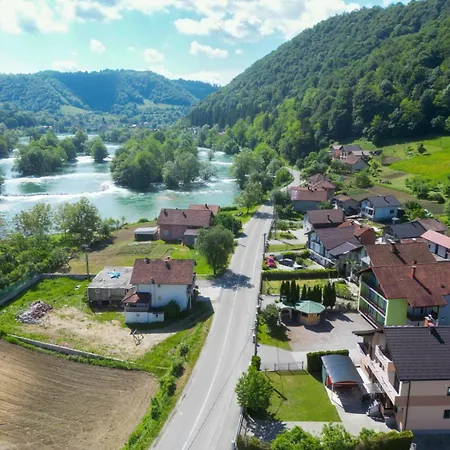 Plavno ホームステイ